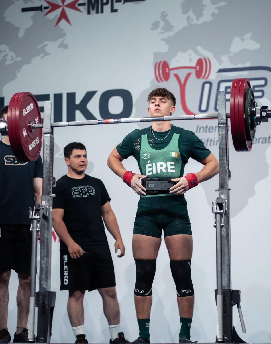 Powerlifting photograph: On the platform